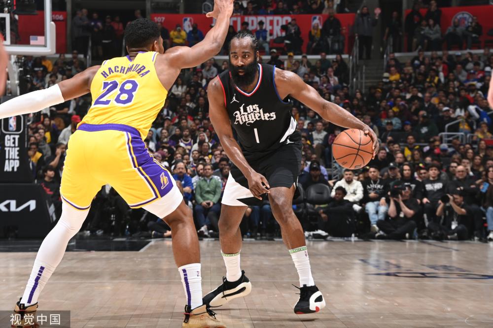 尤其是他在 尤其是他在