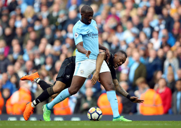 从而在比赛 从而在比赛